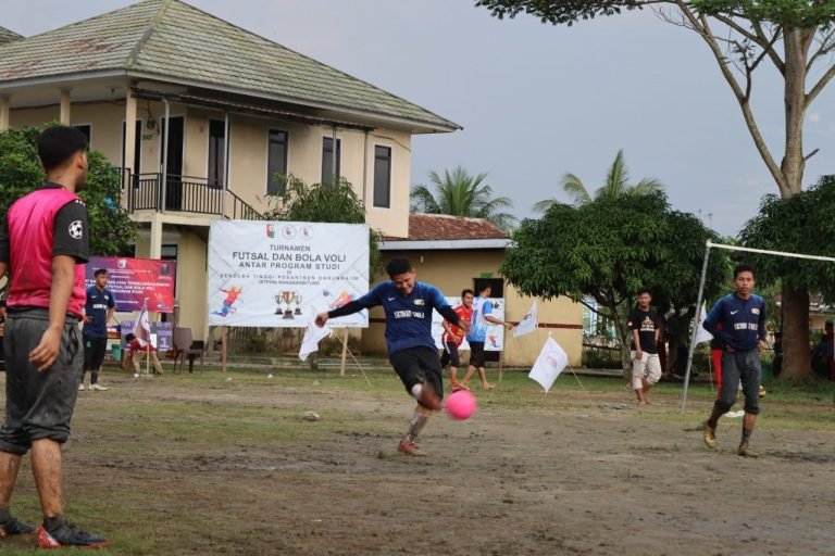 http//stpdnrangkasbitung.ac.id