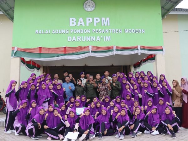 Sekolah Tinggi Pesantren Darunna'im