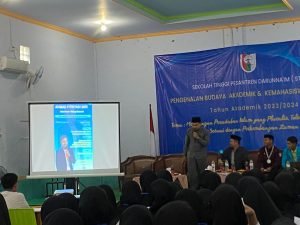 Dokumentasi Pemateri WAKET 1 Bidang Akademik oleh Bpk. Ahmad Fitriyadi Sari, M.Pd.