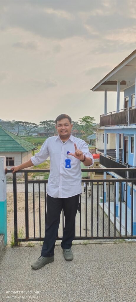 Peran dan Tantangan Dosen dalam Dunia Pendidikan Tinggi